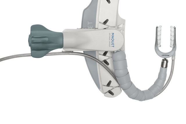 Acrobat-i Stabilizer helps surgeons gain better access and control for hard to reach vessels during coronary artergy bypass surgery CABG