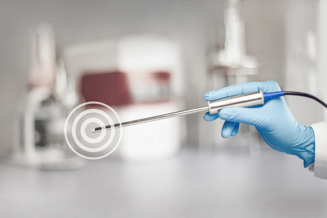 Scientist using the LumiSens optical DO sensor in laboratory applications