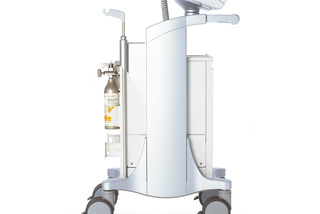 CS300 Intra-Aortic Balloon Pump combining fiber optic speed with automatic in-vivo callibration