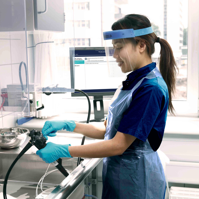 T-DOC assistant cleaning endoscope